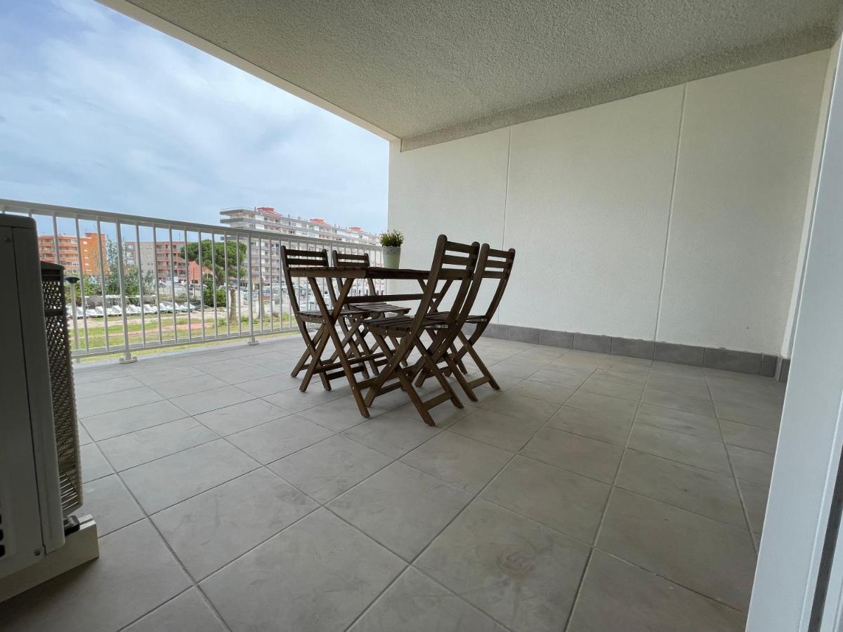 Canet d'En Berenguer Apartamentos Con Terraza Frente Al Mar By Color Flats מראה חיצוני תמונה